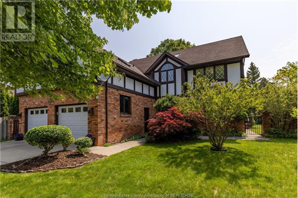 3493 ANCASTER, Windsor