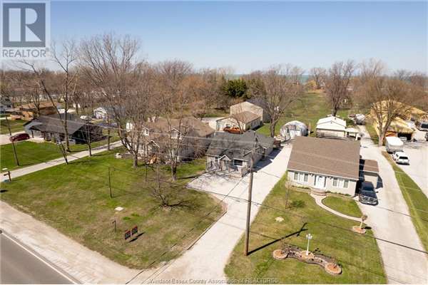 1560 COUNTY RD 22, Lakeshore