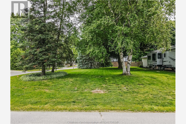 32 BROADWAY STREET, Ridgetown
