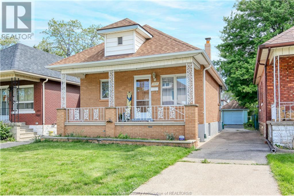 1516 ELSMERE, Windsor
