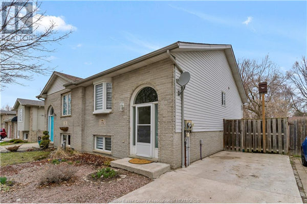 176 RIVERVILLA COURT Unit# UPPER, LaSalle