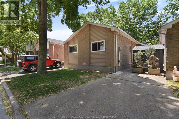 1347 Copperfield PLACE, Windsor