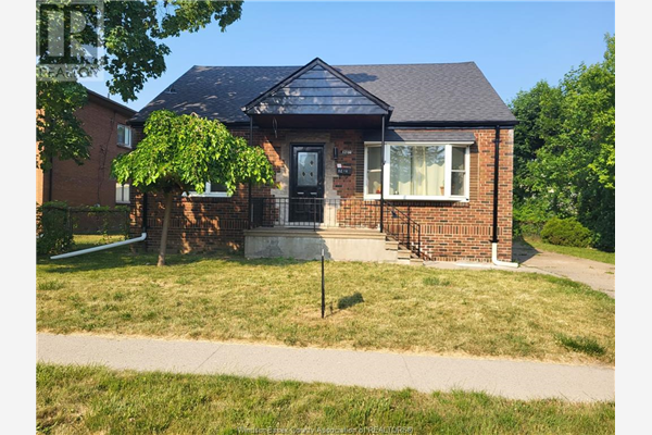 1240 MONMOUTH, Windsor