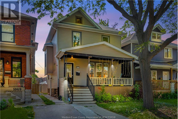 1065 DOUGALL AVENUE, Windsor