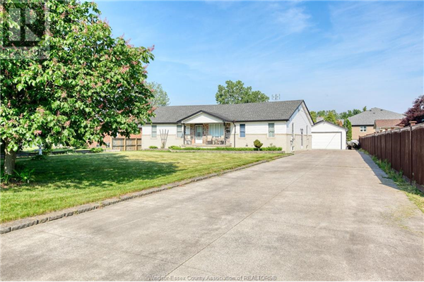 5405 OLDCASTLE, Tecumseh