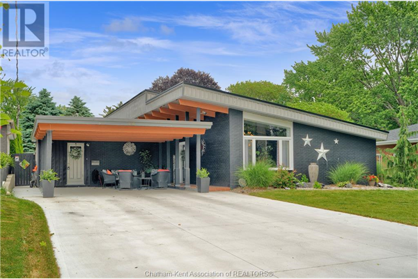 175 Llydican AVENUE, Chatham