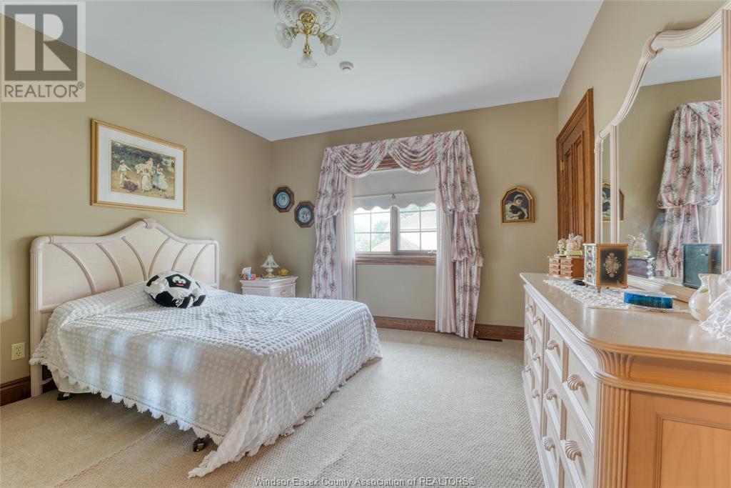 300 Elmgrove DRIVE