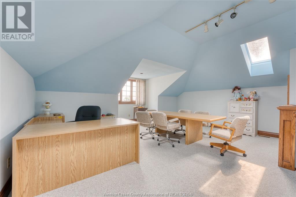 300 Elmgrove DRIVE