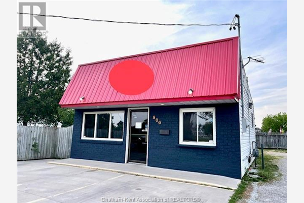 806 ELGIN STREET, Wallaceburg