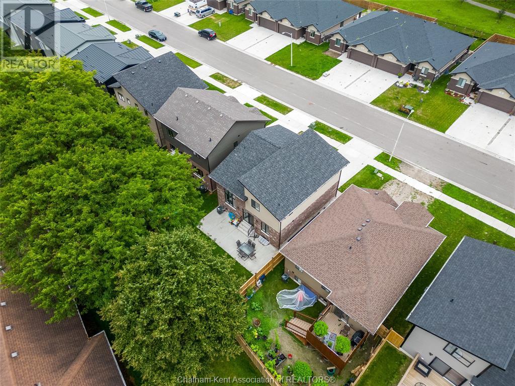 Listing 23014460 - Large Photo # 32