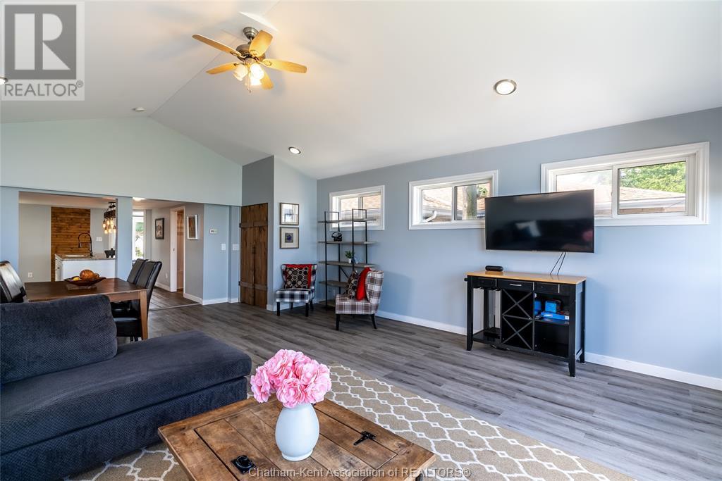 Listing 23014501 - Large Photo # 16