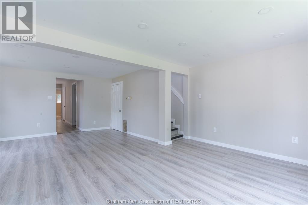 Listing 23014740 - Large Photo # 3