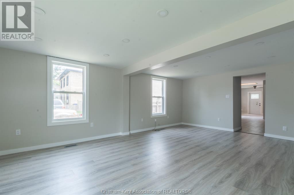 Listing 23014740 - Large Photo # 4