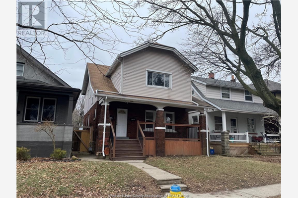 1551 YORK, Windsor