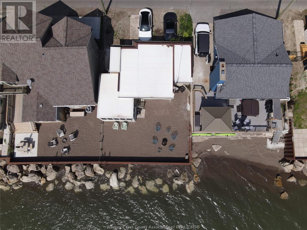 1006 POINT PELEE DRIVE