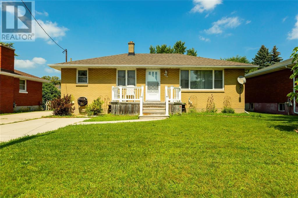 784 GUTHRIE DRIVE West