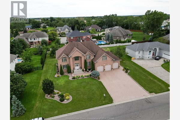2865 TRAFALGAR COURT, Tecumseh