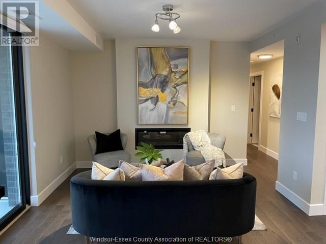140 MAIN Unit# 306, #306
