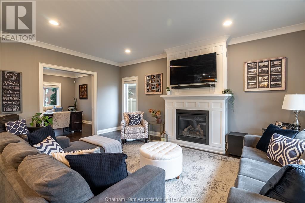 111 Braemar BOULEVARD