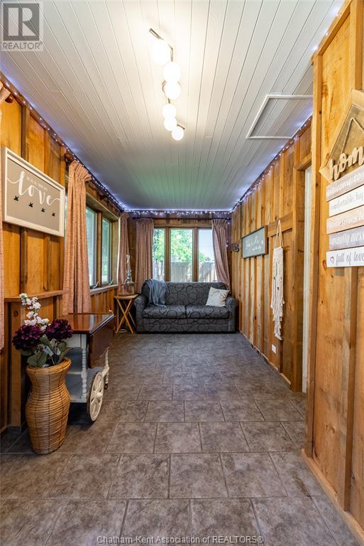 Listing 23017058 - Large Photo # 12