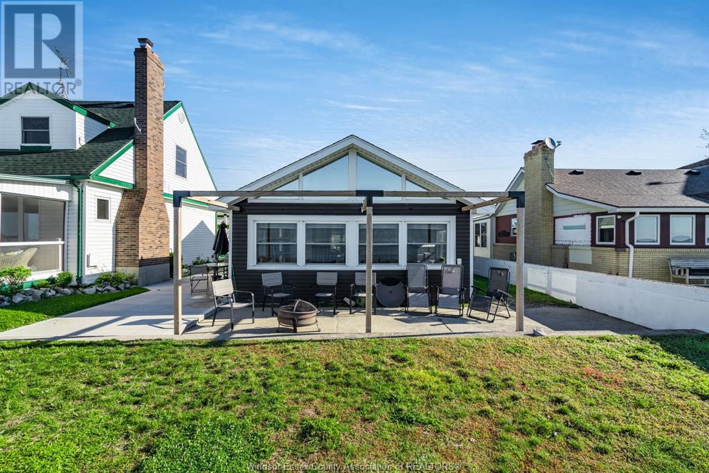 297 Lakeside DRIVE