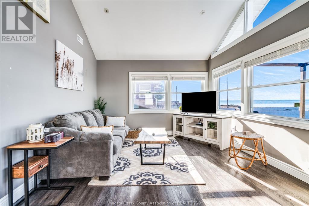 297 Lakeside DRIVE