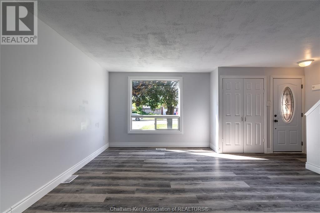 831 Hilda AVENUE Unit# UPPER, #UPPER