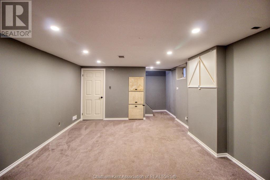 Listing 23017305 - Large Photo # 23