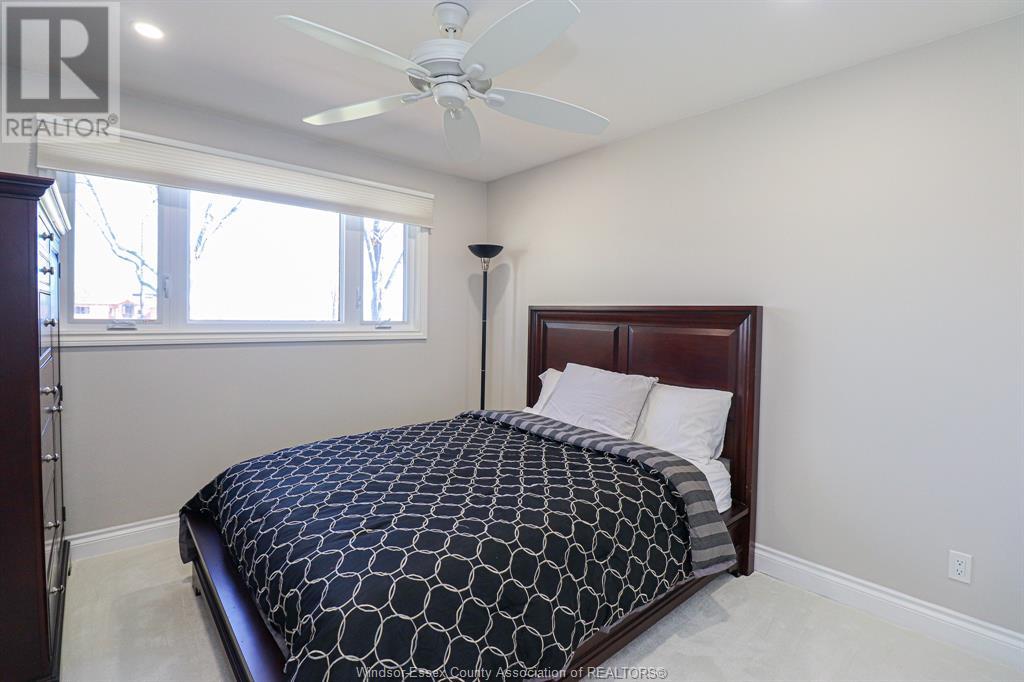 463 RUSSELL WOODS ROAD