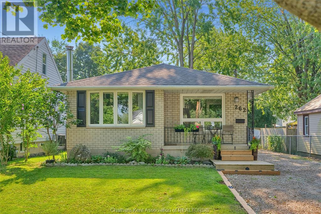 Listing 23017523 - Large Photo # 1