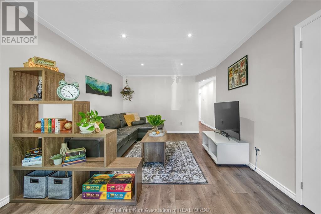 Listing 23017523 - Large Photo # 7
