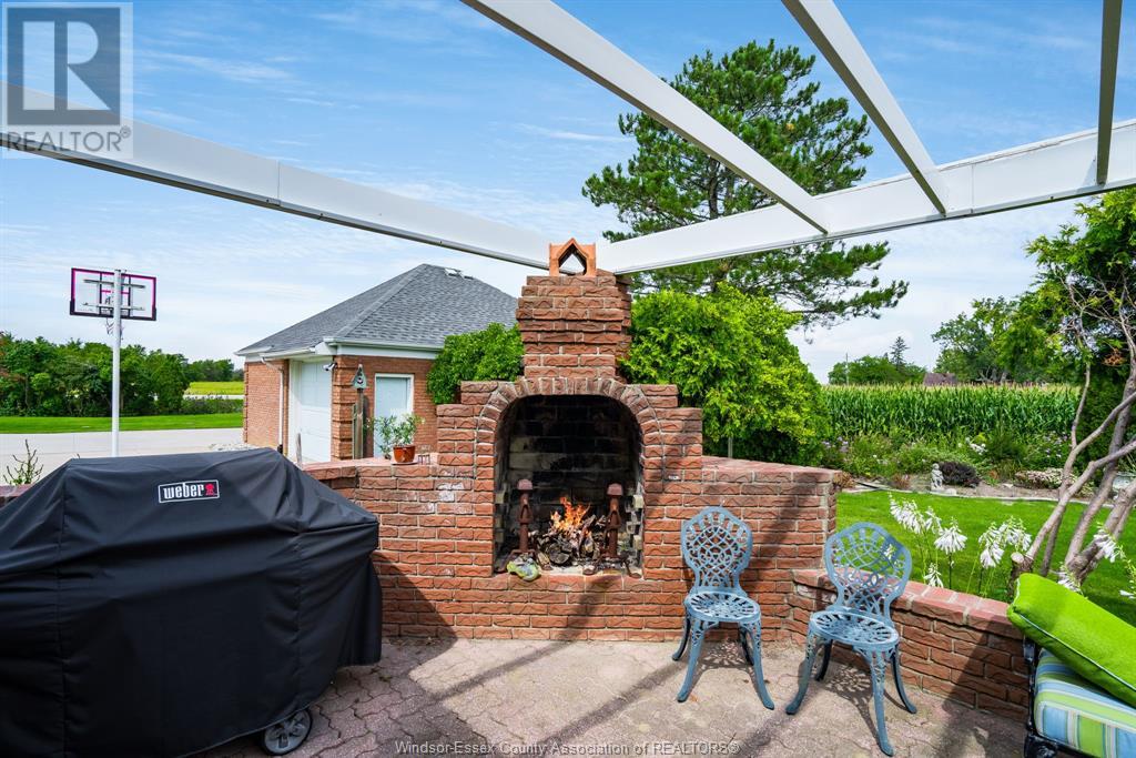 2226 ROAD 6 West