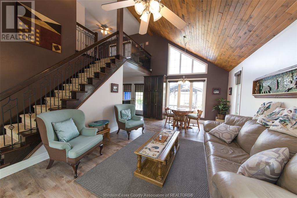 76 WILLOW BEACH