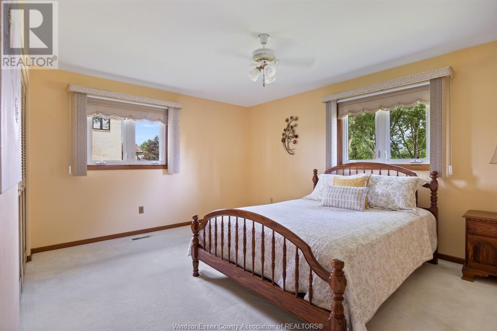 11610 Intersection ROAD
