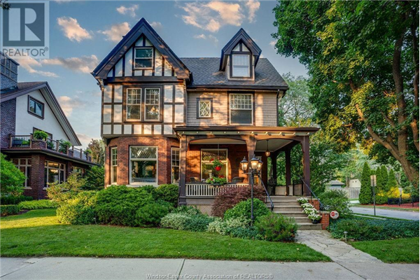 794 DEVONSHIRE ROAD, Windsor