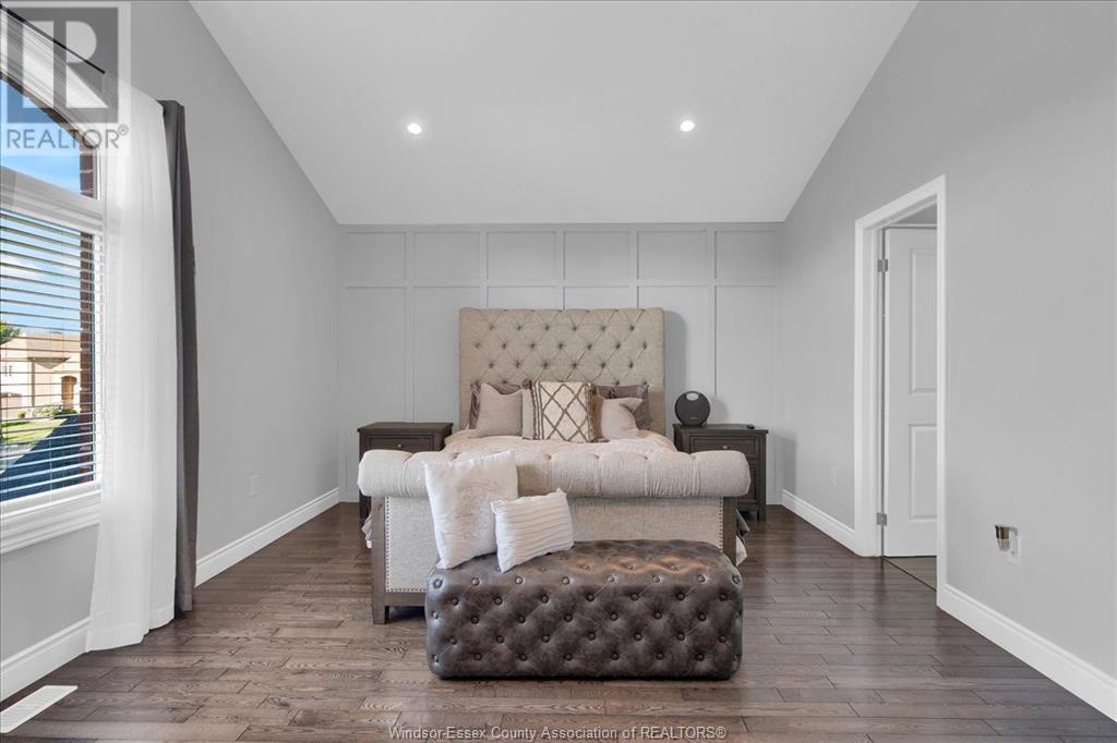 1302 DEER RUN TRAIL