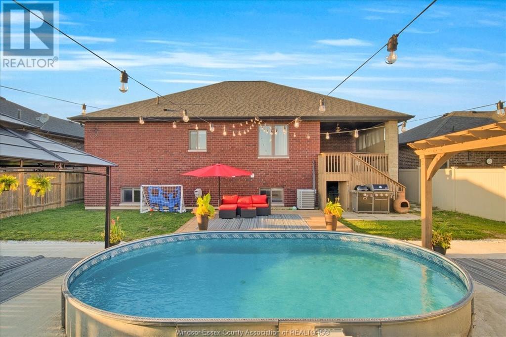 1302 DEER RUN TRAIL