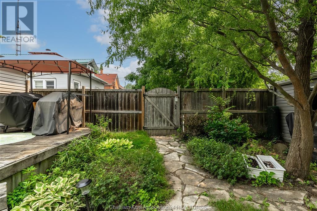 Listing 23018101 - Large Photo # 16