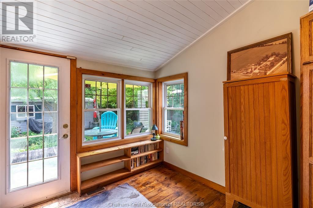 Listing 23018101 - Large Photo # 15