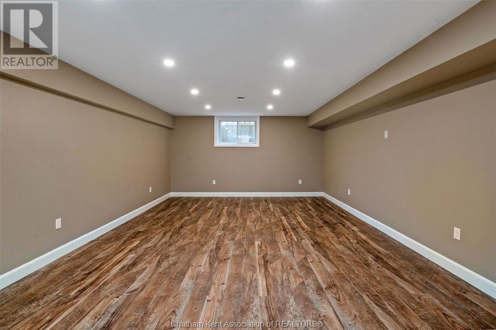 166 MOONSTONE CRESCENT