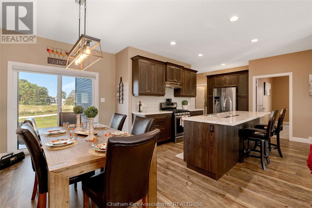 166 MOONSTONE CRESCENT