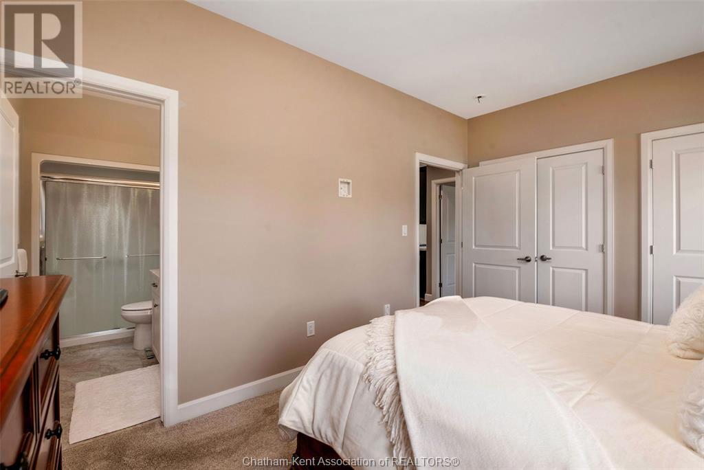 166 MOONSTONE CRESCENT