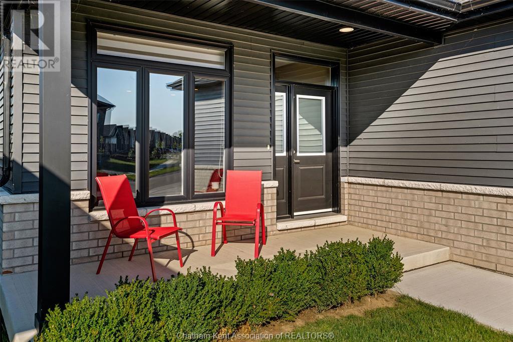 166 MOONSTONE CRESCENT