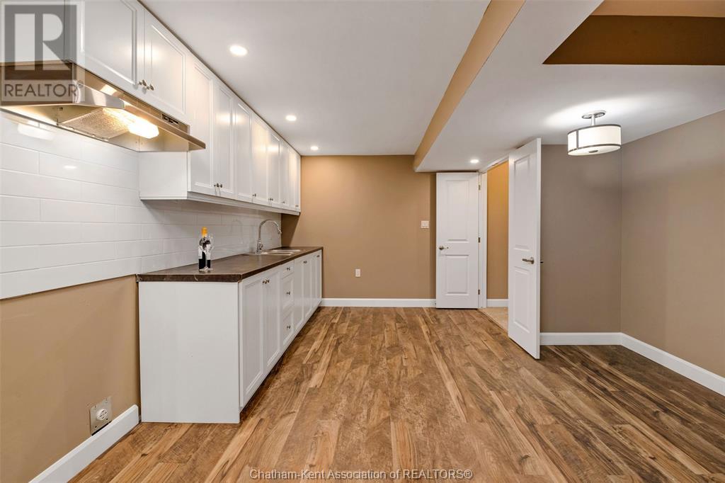 166 MOONSTONE CRESCENT