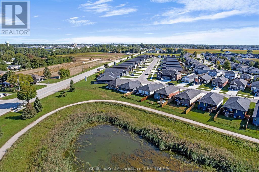 166 MOONSTONE CRESCENT