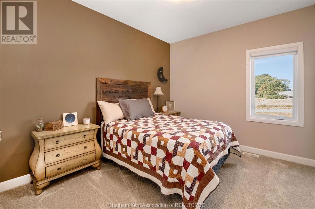 166 MOONSTONE CRESCENT