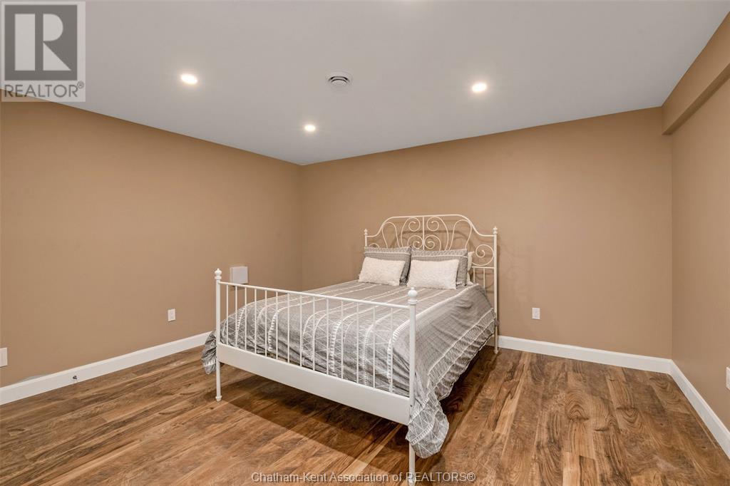 166 MOONSTONE CRESCENT