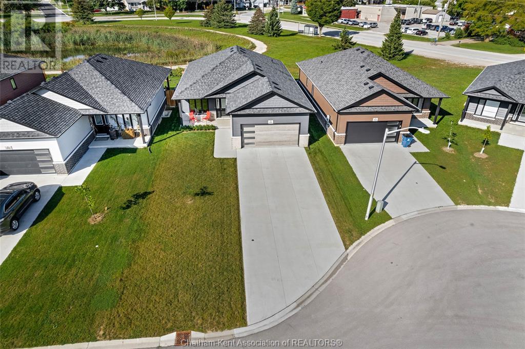 166 MOONSTONE CRESCENT