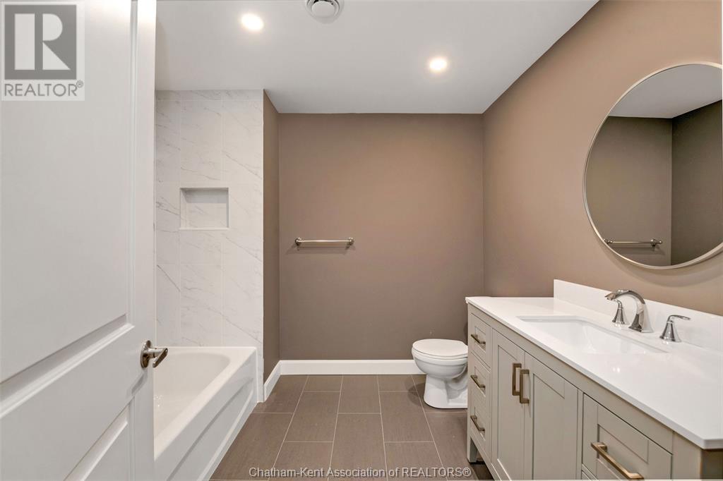166 MOONSTONE CRESCENT