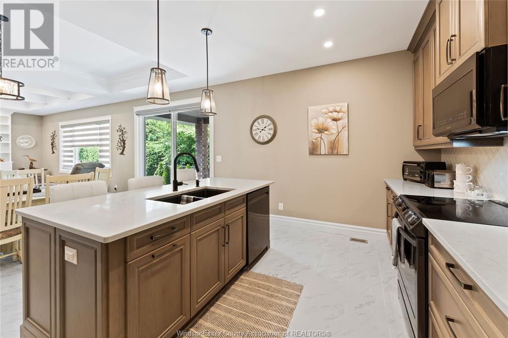 Listing 23018146 - Large Photo # 17